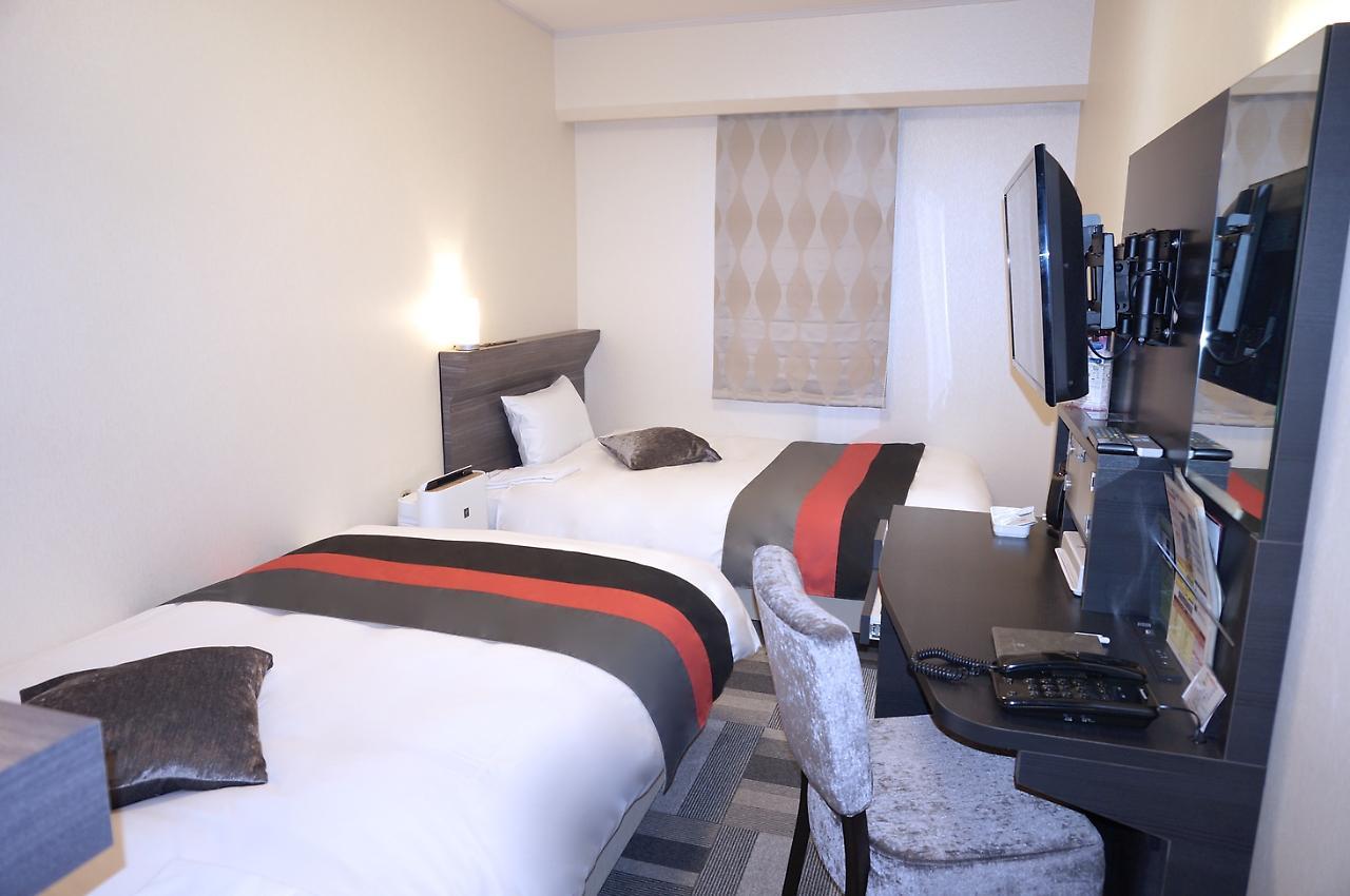 Hotel Sunroute Utsunomiya Bagian luar foto